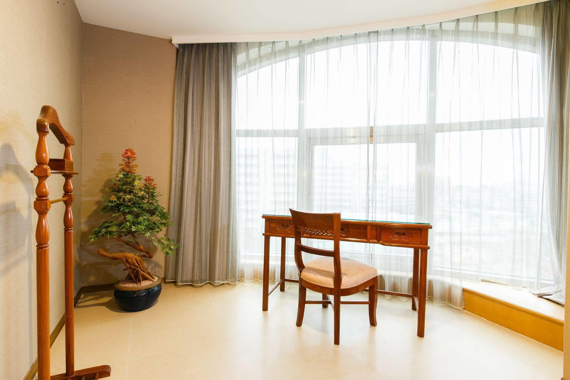 Highness Hotel Guishan Eksteriør bilde